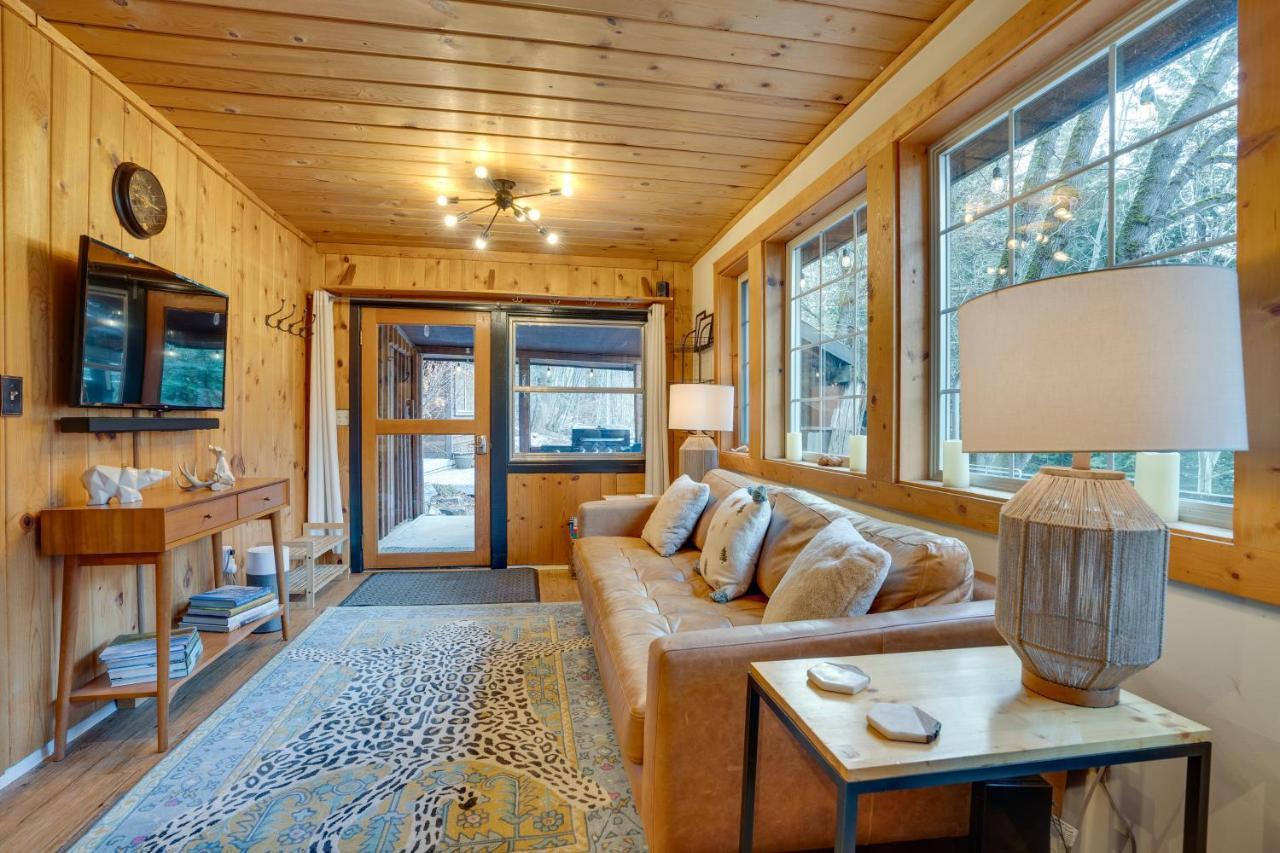 Leavenworth Cabin With Private Hot Tub! Ngoại thất bức ảnh