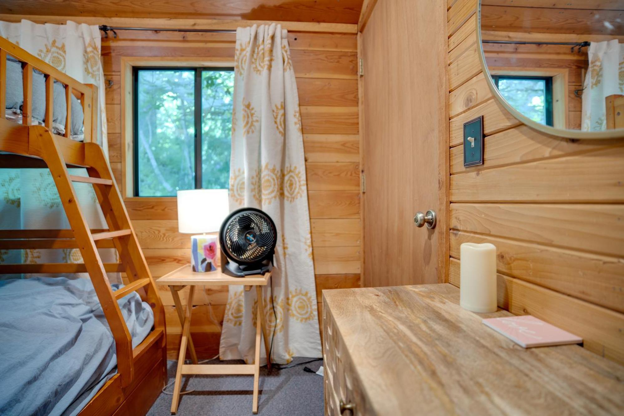 Leavenworth Cabin With Private Hot Tub! Ngoại thất bức ảnh