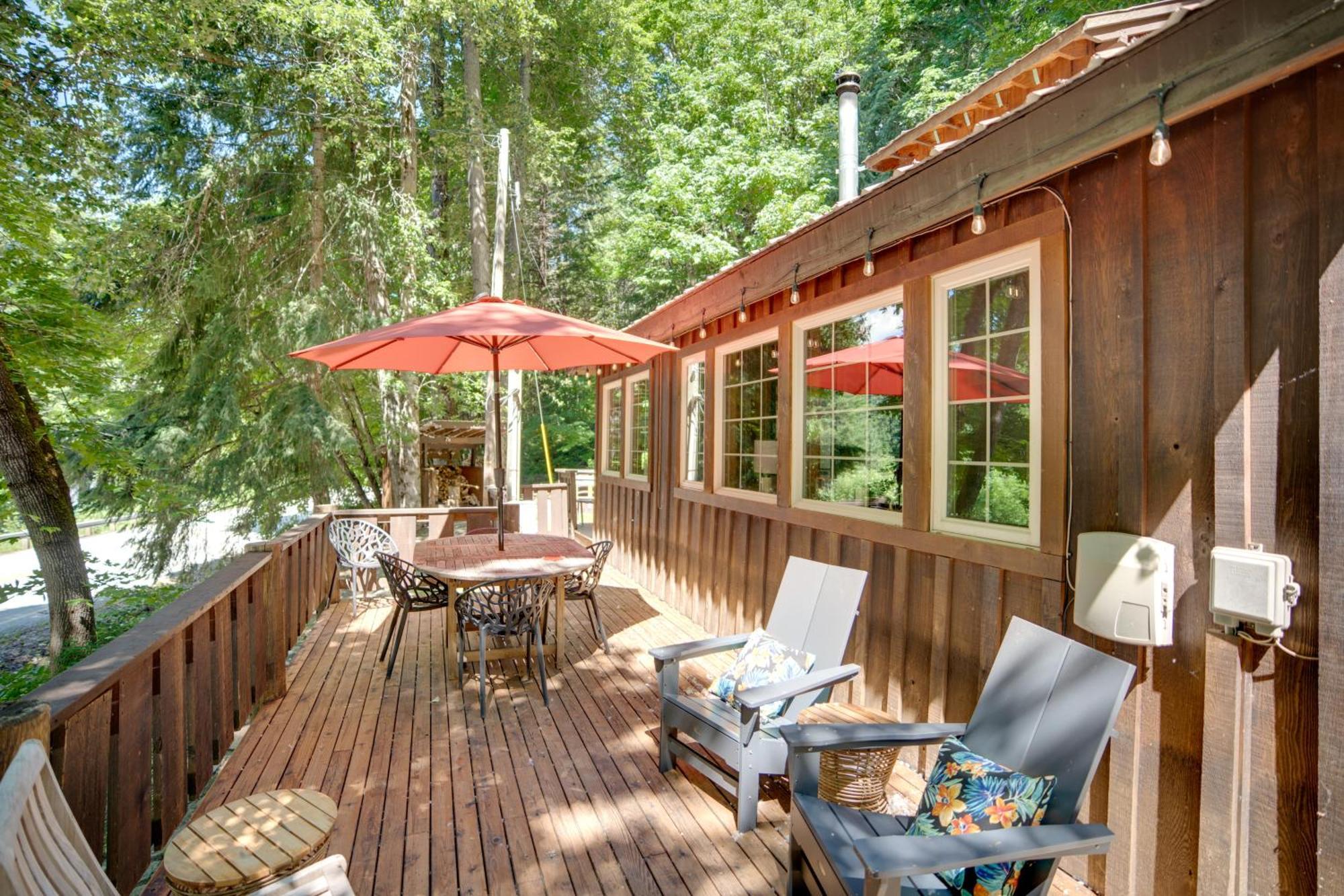 Leavenworth Cabin With Private Hot Tub! Ngoại thất bức ảnh